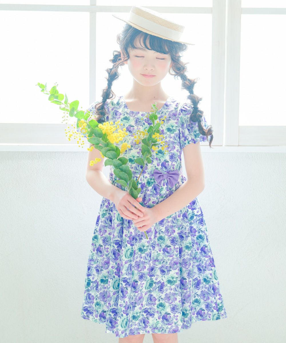 日本製 綿100％ 花柄 リボン付き ワンピース Blue model image 1