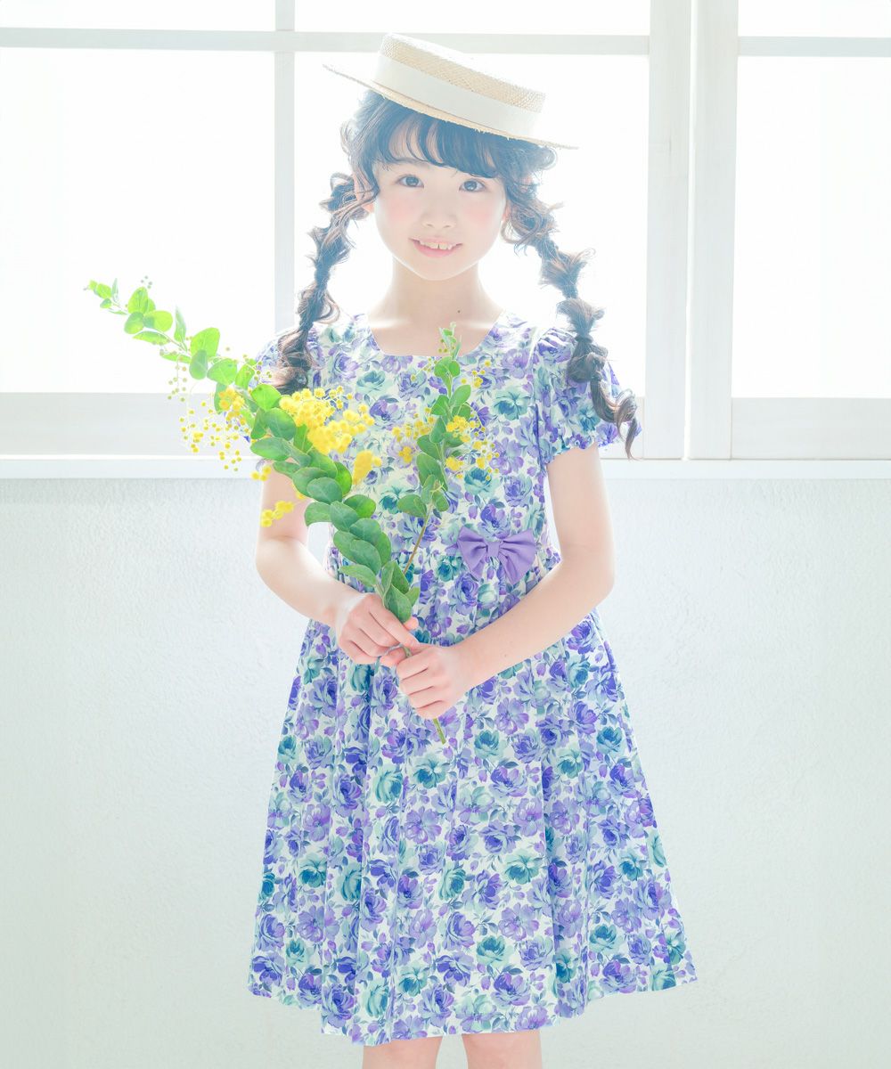 日本製 綿100％ 花柄 リボン付き ワンピース Blue model image 3