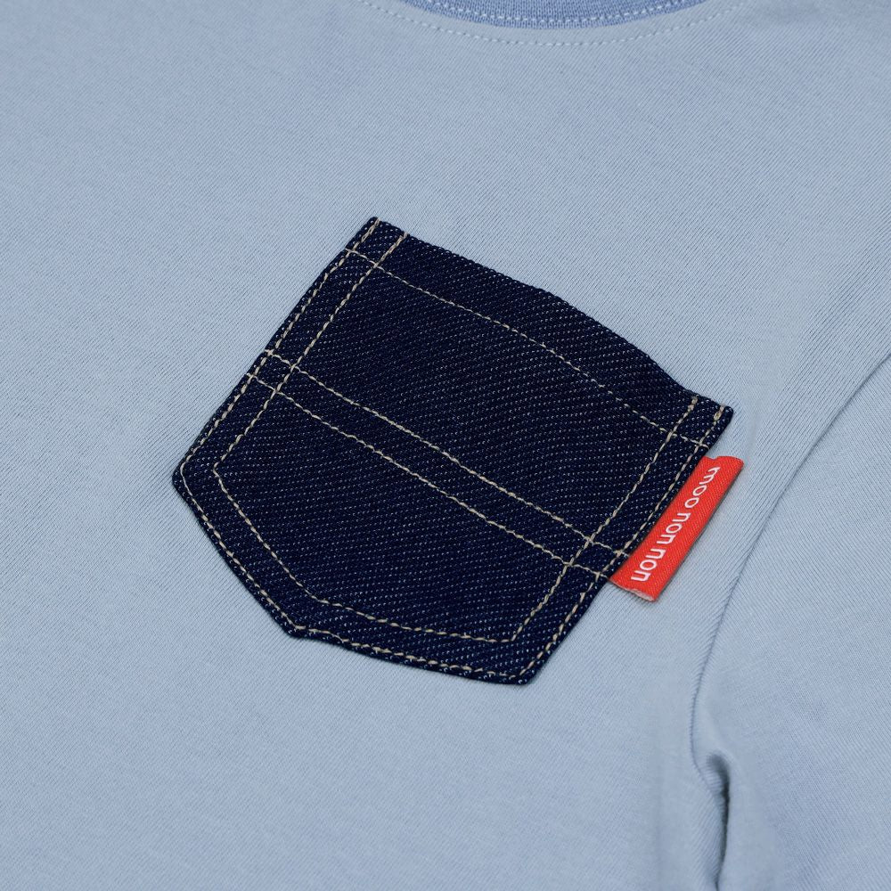 綿100％ デニム ポケット付  Tシャツ Blue Design point 1