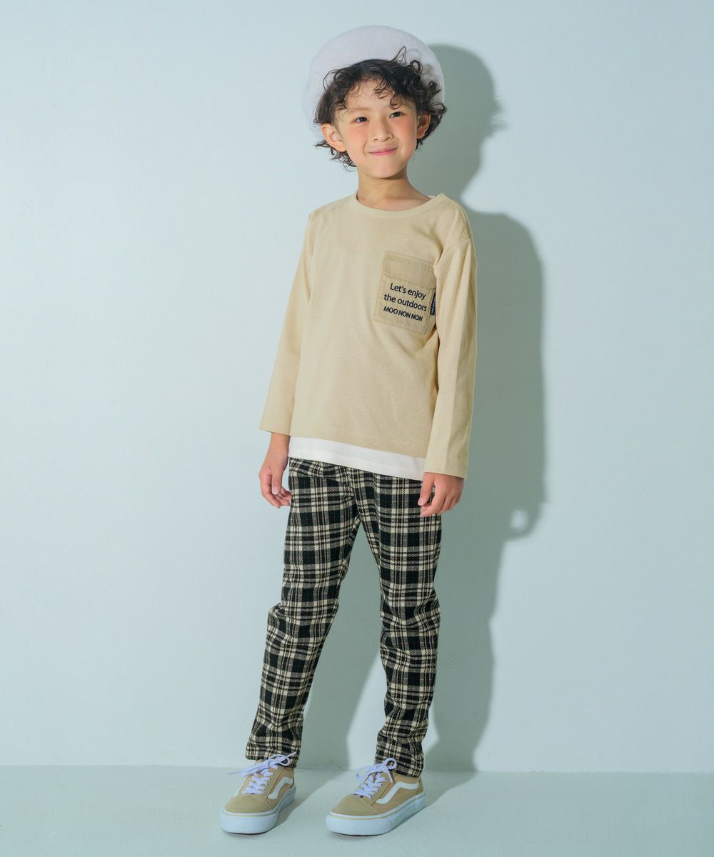 レイヤード風 ブランドロゴ ポケット長袖Tシャツ ロングTシャツ Beige model image 2