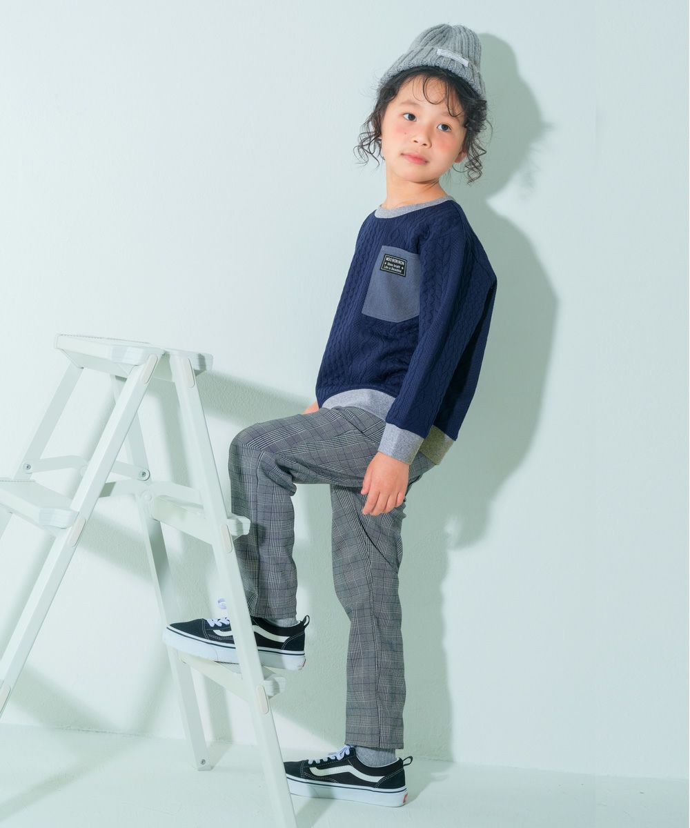 ニット風 アラン模様 長袖トップス Navy model image whole body