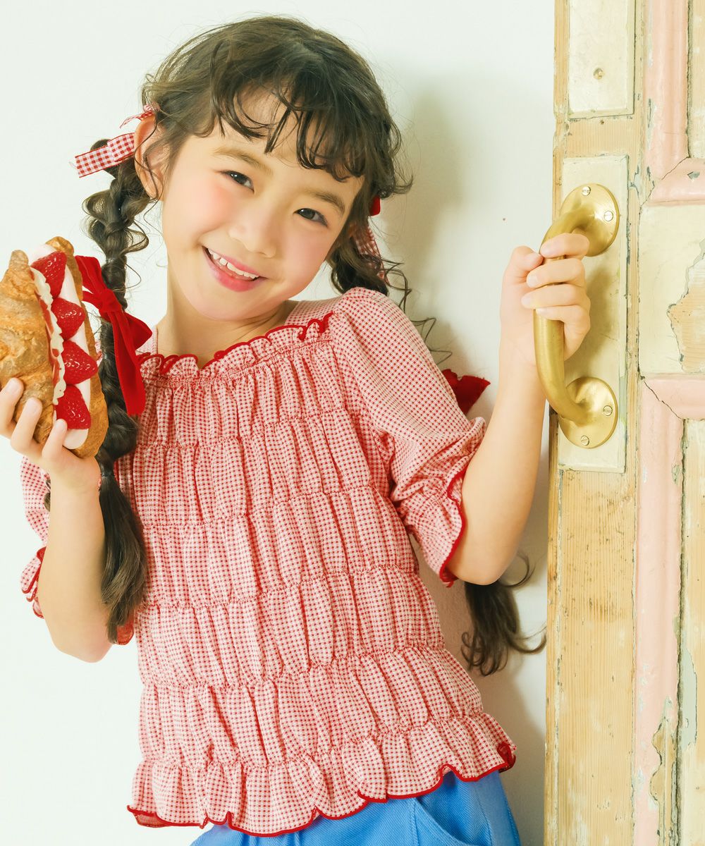 ギンガムチェック シャーリング フリル Tシャツ Red model image whole body