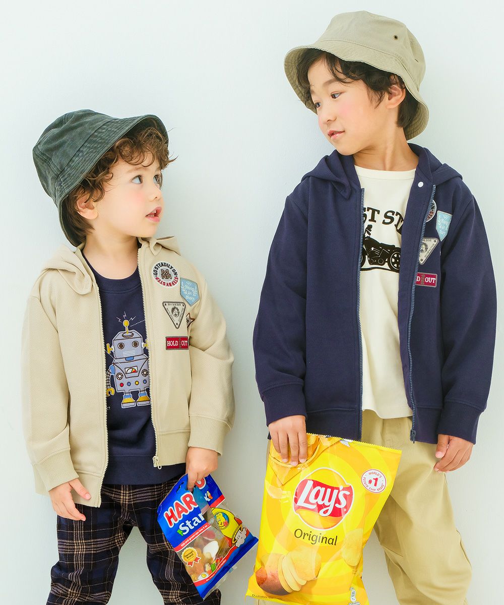 ツイルニット ロゴワッペン フード取り外し可能 ジップアップジャケット Beige model image whole body