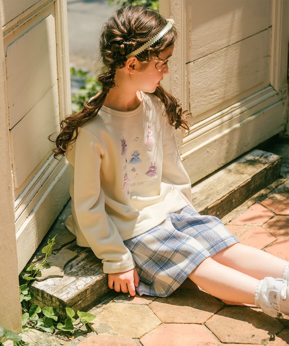 バレエドレスモチーフ バックリボンつき 裏毛トレーナー Ivory model image up