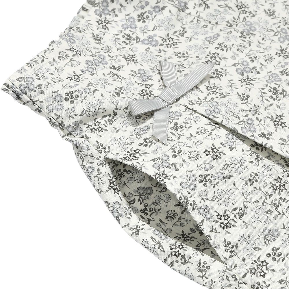 綿100％小花柄リボンつき キュロットパンツ Gray Design point 2