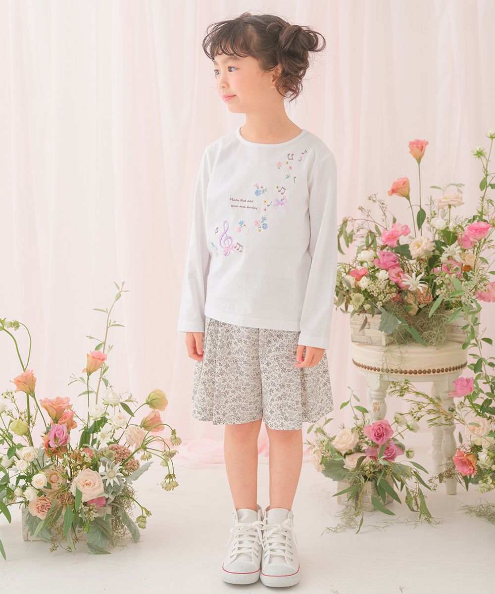 綿100％小花柄リボンつき キュロットパンツ Gray model image whole body