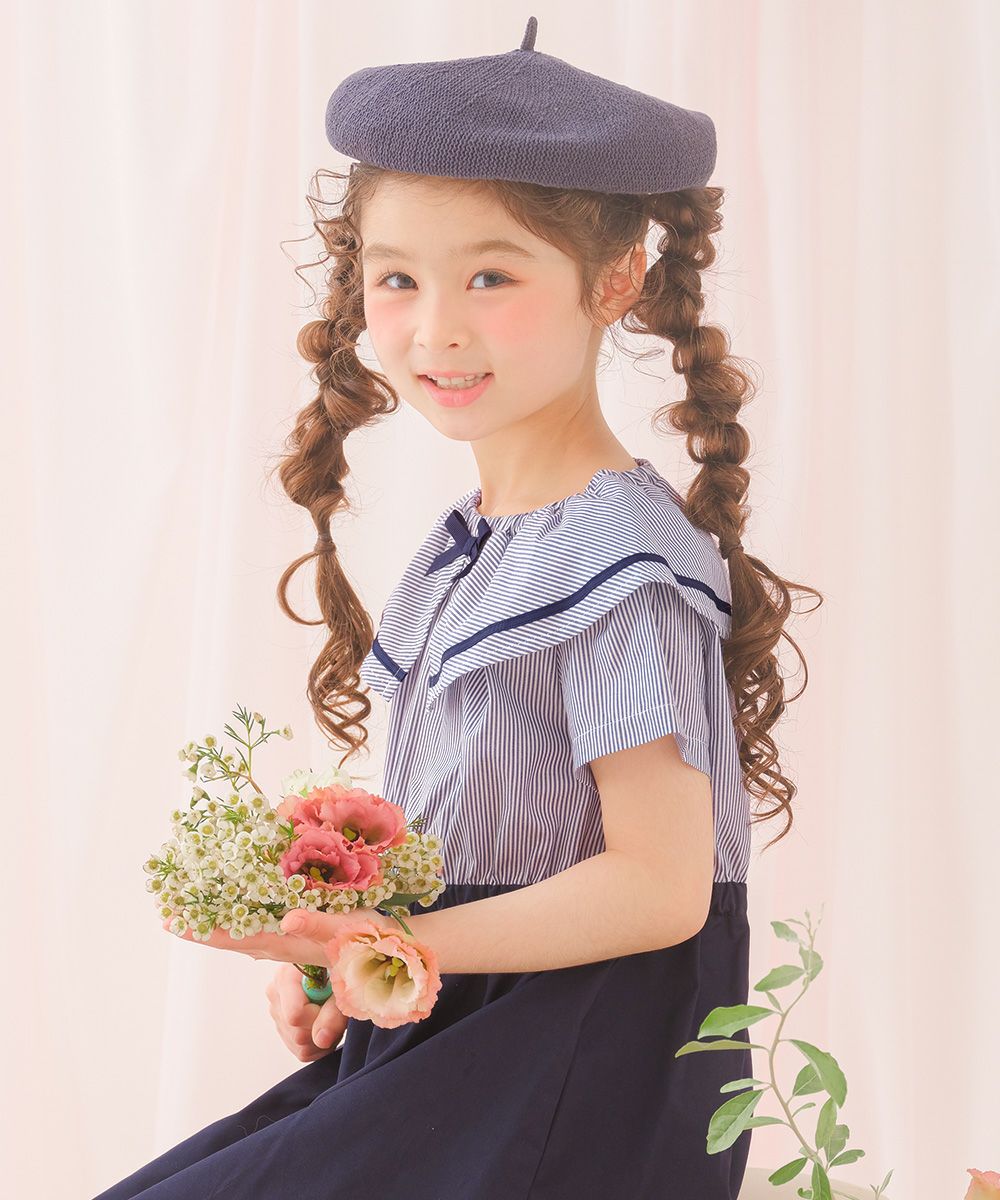 ストライプ柄 リボン襟付き 音符刺繍ワンピース Navy model image 2