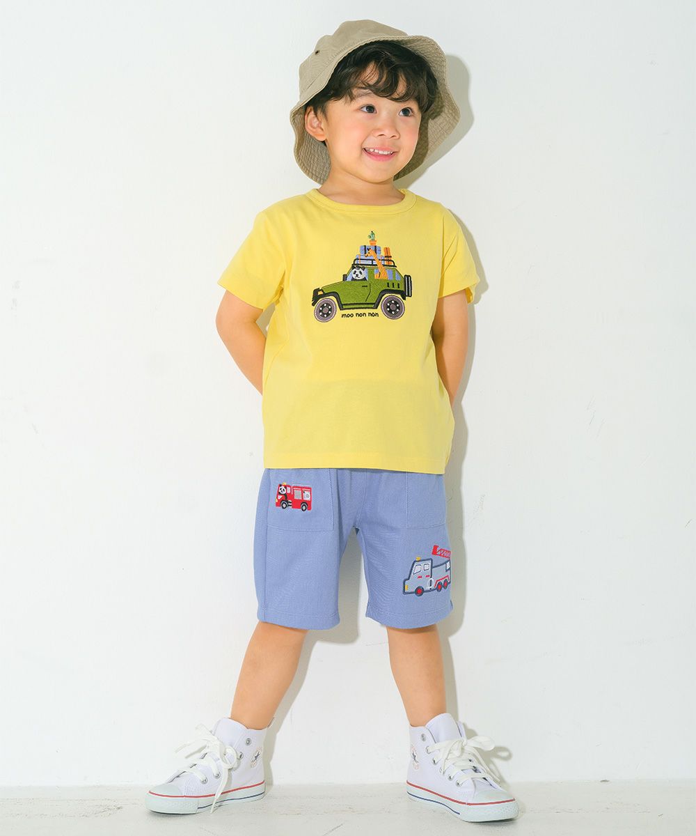 綿100％ 動物＆くるま刺繍 サファリカーTシャツ Yellow model image whole body