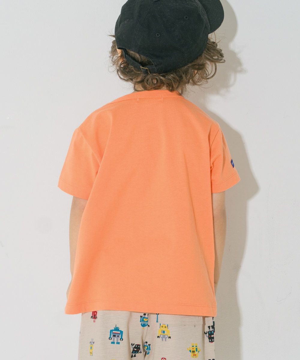 綿100％ ロボット ロゴ 刺繍 ポケット付き　Tシャツ Orange model image whole body
