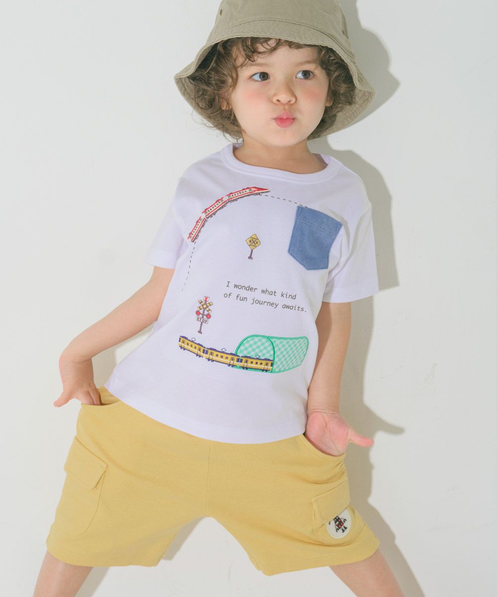 綿100％ 電車刺繍 ポケットつき 乗り物Tシャツ Off White model image 4