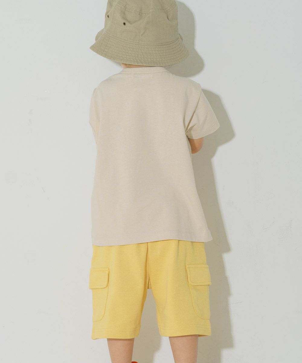 綿100％ はたらく車  レスキュー隊刺繍Tシャツ Beige model image whole body