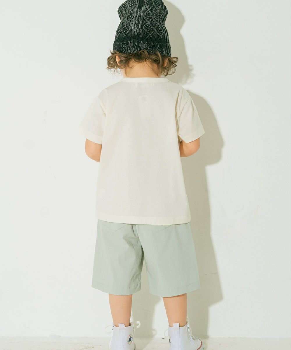 電車 乗り物刺繍 ストレッチハーフパンツ Green model image whole body