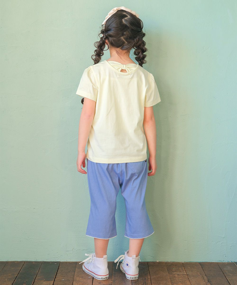 綿100％ リボン チェリー刺繍Tシャツ Yellow model image whole body