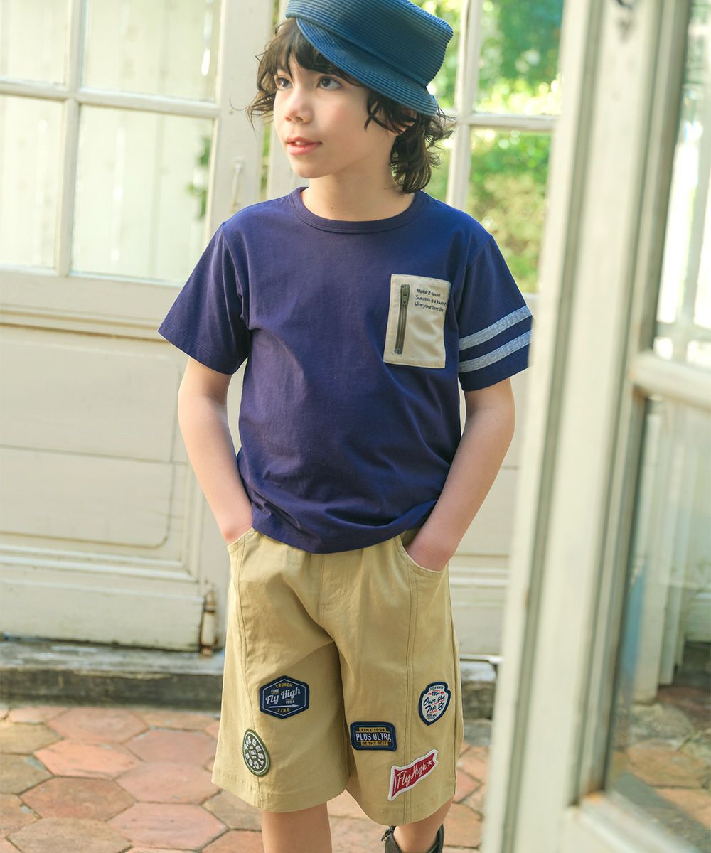 ストレッチツイル ロゴワッペン ハーフパンツ Beige model image whole body