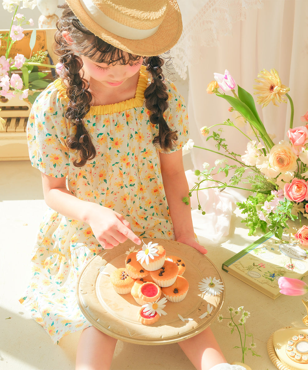 花柄 スクエアネック ギャザーワンピース Yellow model image 1