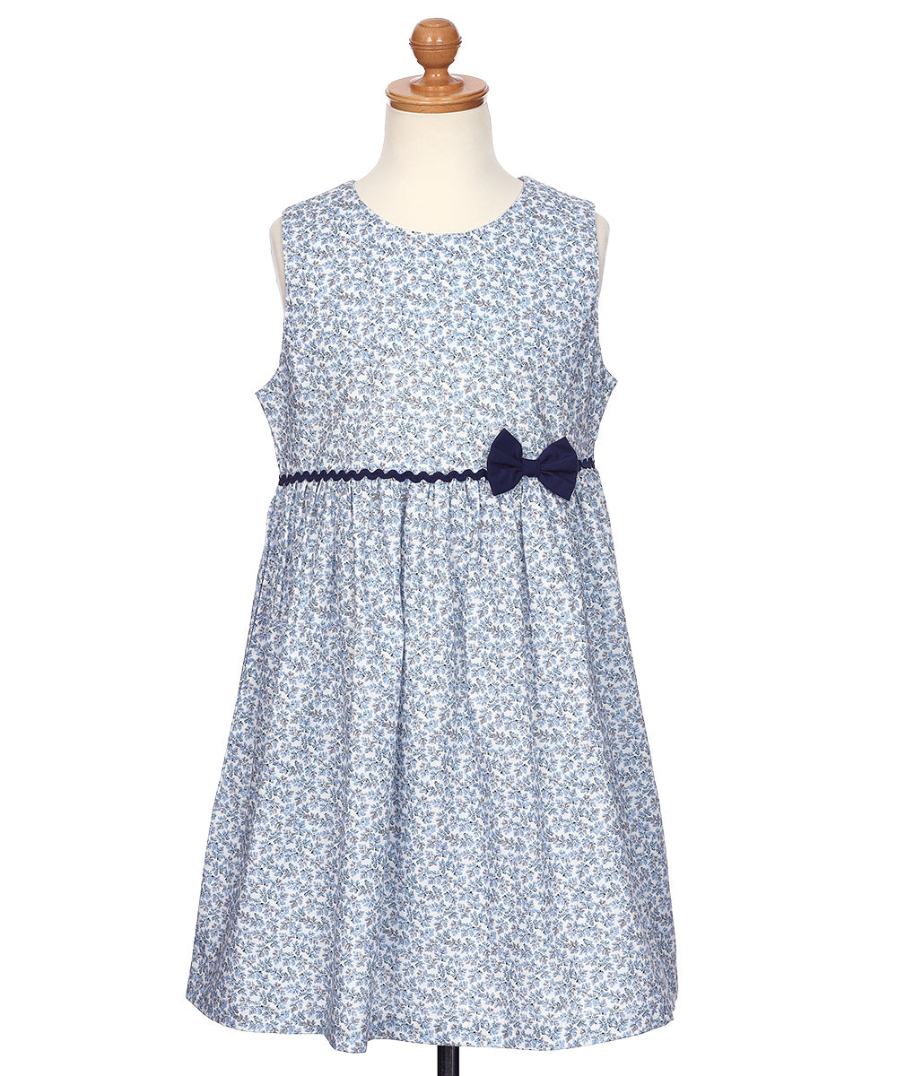 綿100％ 小花柄 リボン ギャザーワンピース Blue torso