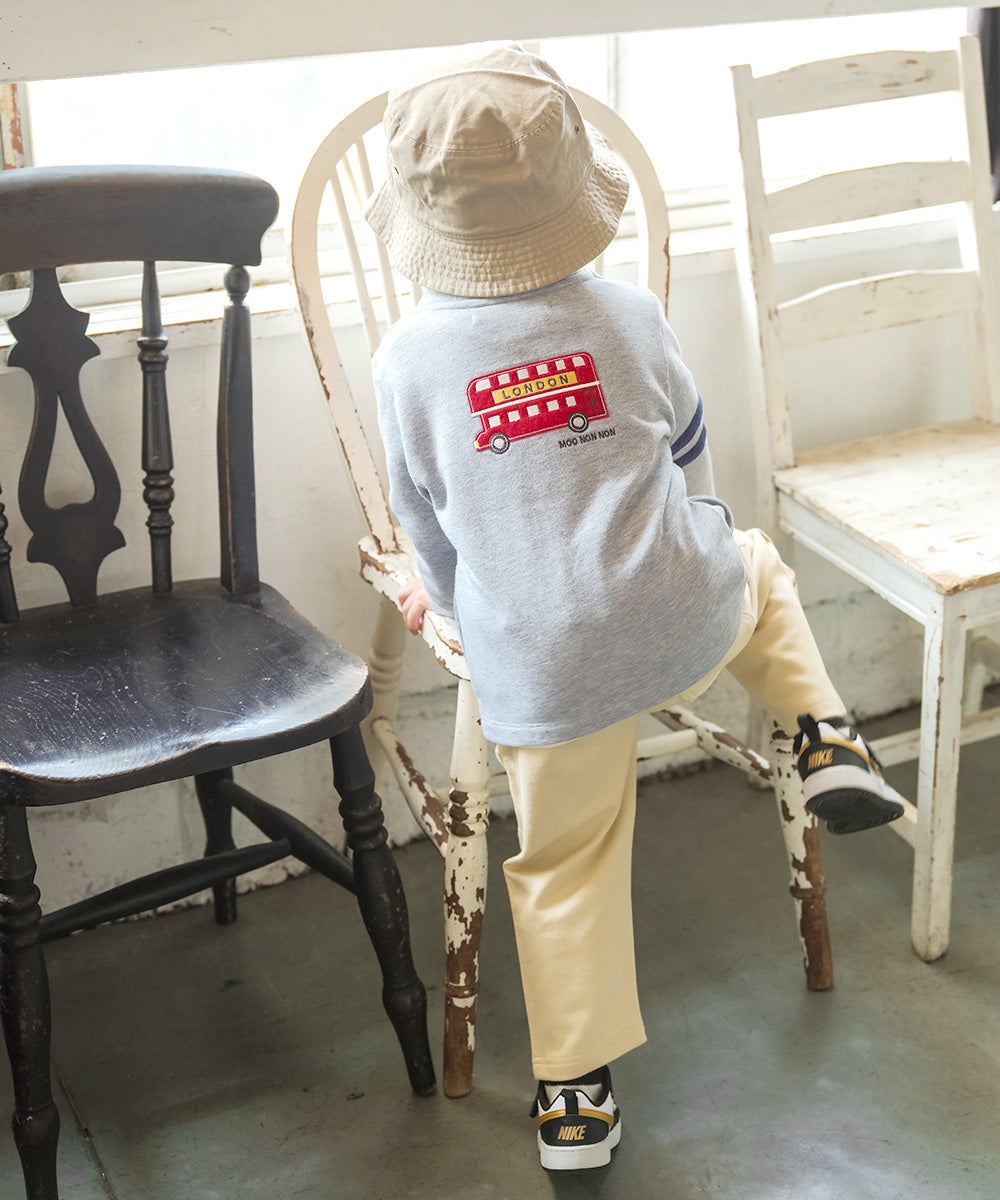 ロゴ ロンドンバス ワッペン 乗り物 カーディガン Misty Gray model image whole body