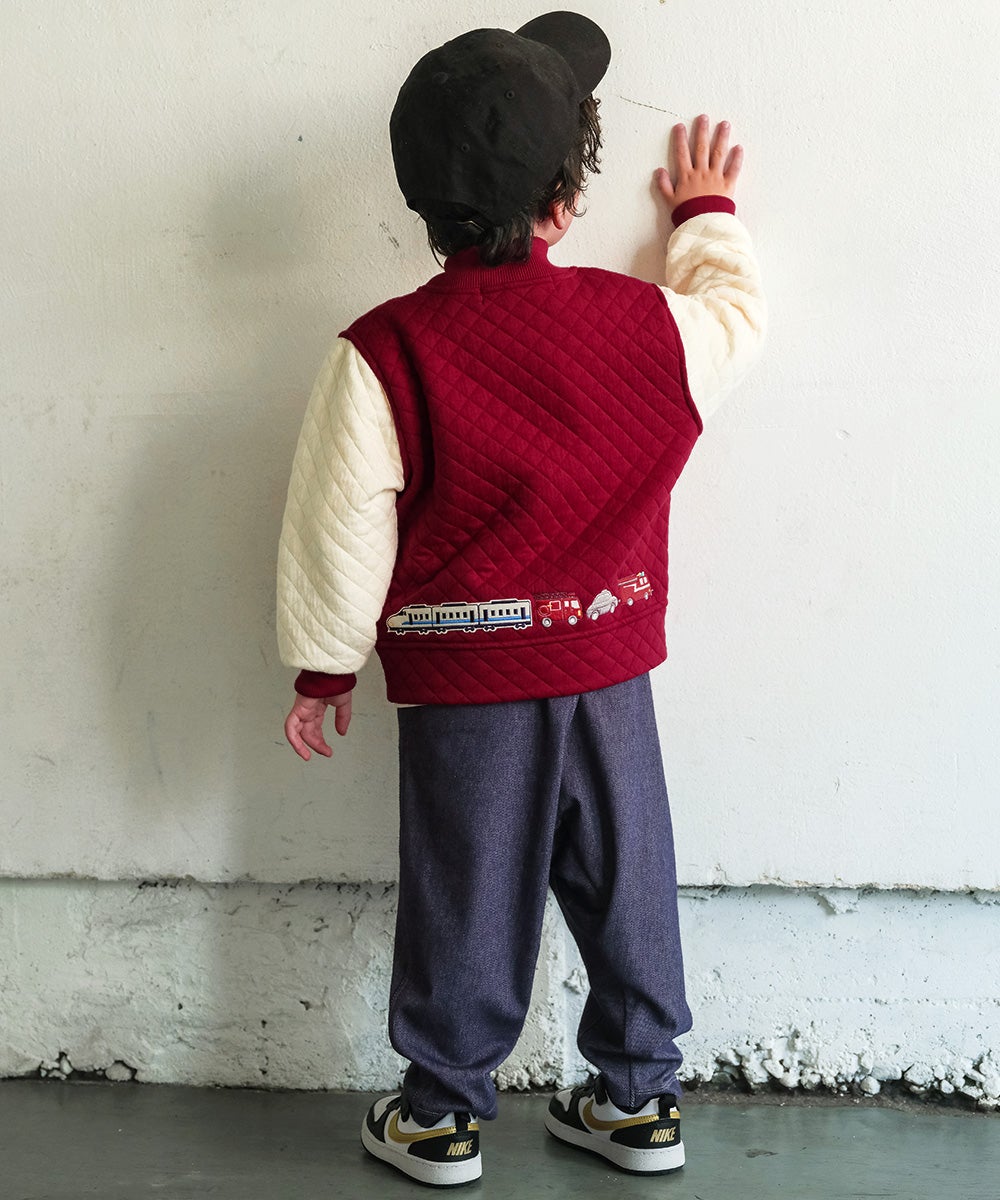 電車 はたらく車 乗り物ワッペン ニットキルトジャケット Red model image whole body