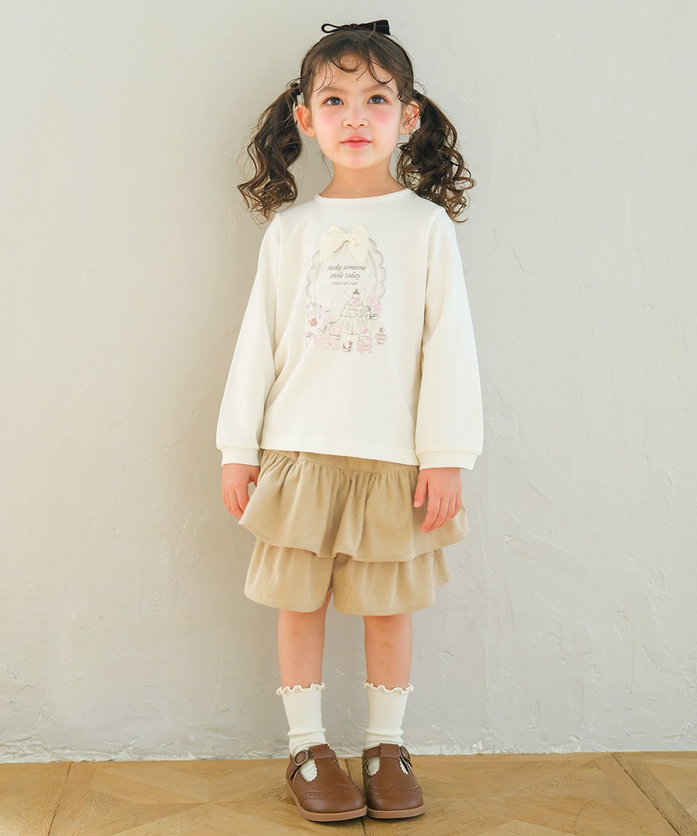 ギャザーフリル コーデュロイキュロットパンツ Beige model image whole body