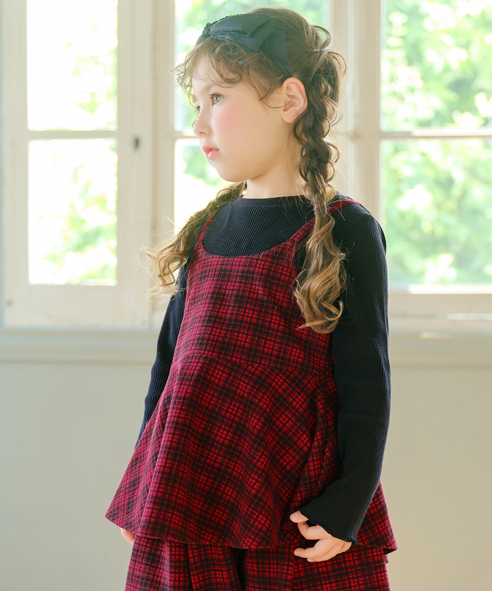 チェック柄キャミソール重ね着風 AラインTシャツ Red model image whole body