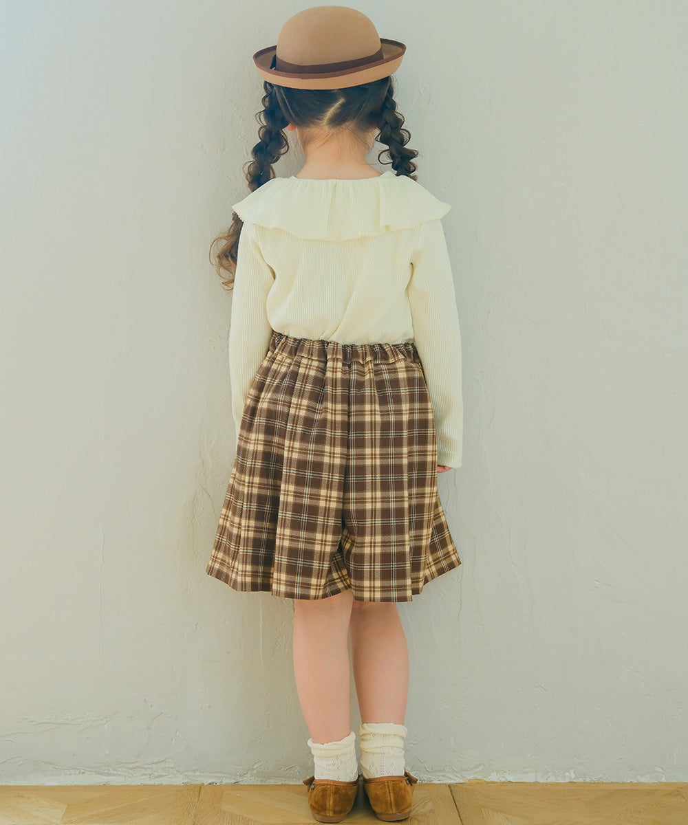フリル 襟つき 音符 刺繍 リブカットソー Off White model image 3