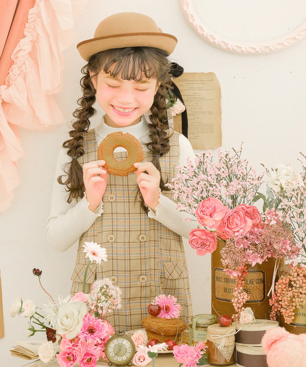 チェック柄 ダブルボタン タックワンピース Beige model image whole body