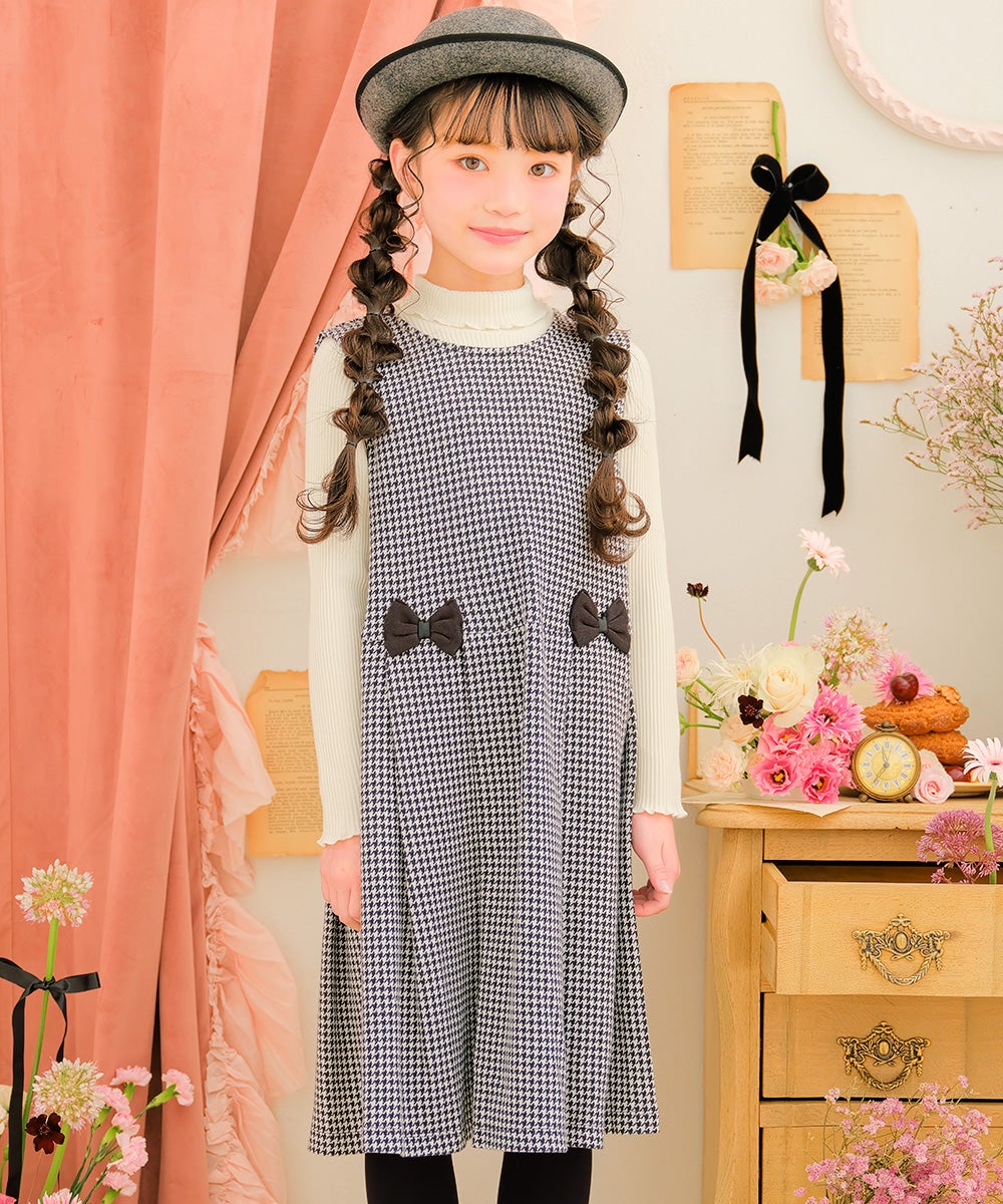 千鳥柄 リボンつき タックワンピース White/Black model image up