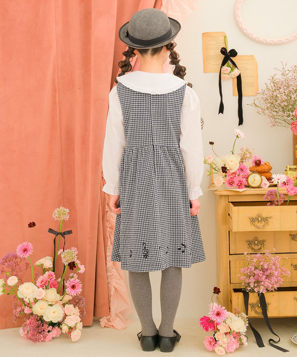 千鳥柄 音符刺繍 ギャザーワンピース White/Black model image 3