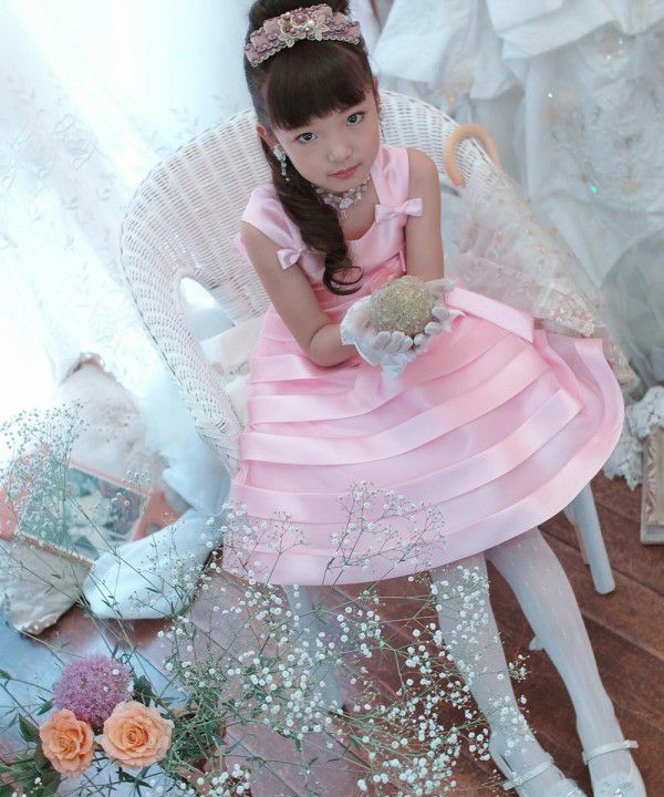 Tulle tucked dress Pink model image 3