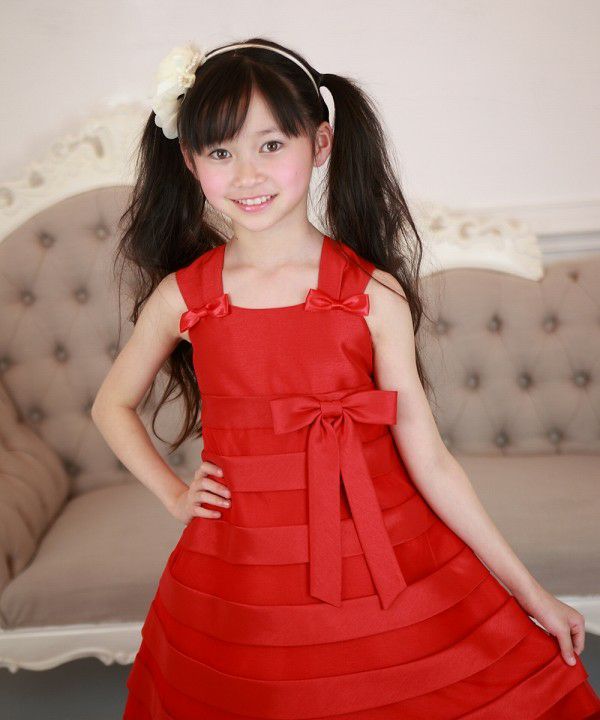 Tulle tucked dress Red model image 3