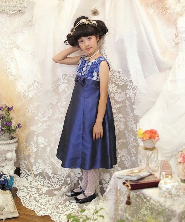Children's clothing girl rose motif floral pattern A line ribbon dress navy (06) model image 4