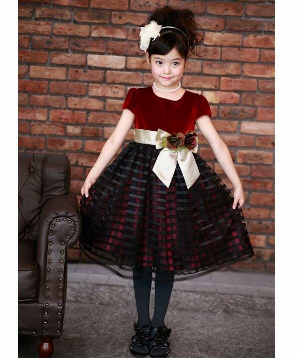 Border pattern tulle & velor switching with vela ribbon Deep Red model image whole body
