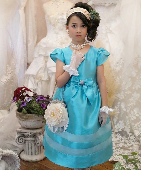Tulle line dress with rhinestone ribbon Blue model image up
