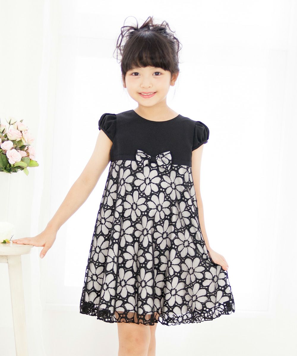 Children's clothing girls Made in Japan Flower Race Switch One Piece Black (00) Model image Up