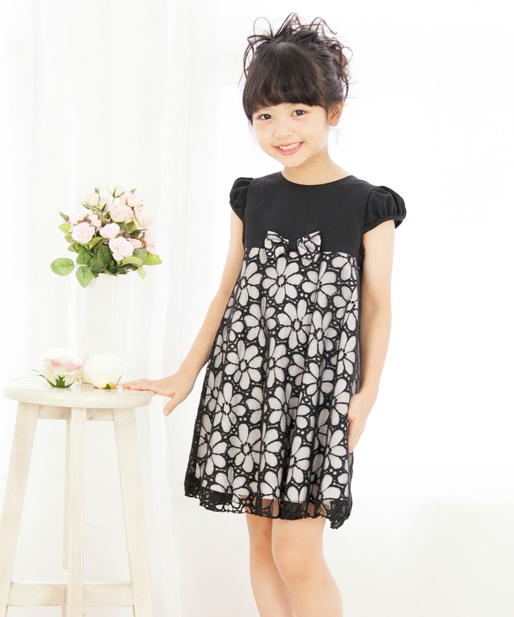 Children's clothing girls Made in Japan Flower Race Switch One Piece Black (00) Model Image 2