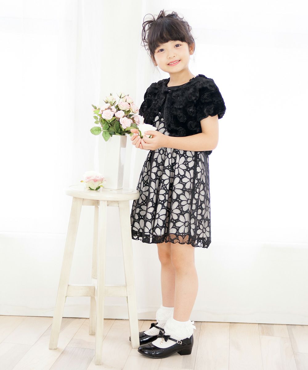 Children's clothing girls Made in Japan Flower Race Switch One Piece Black (00) Model Image 4