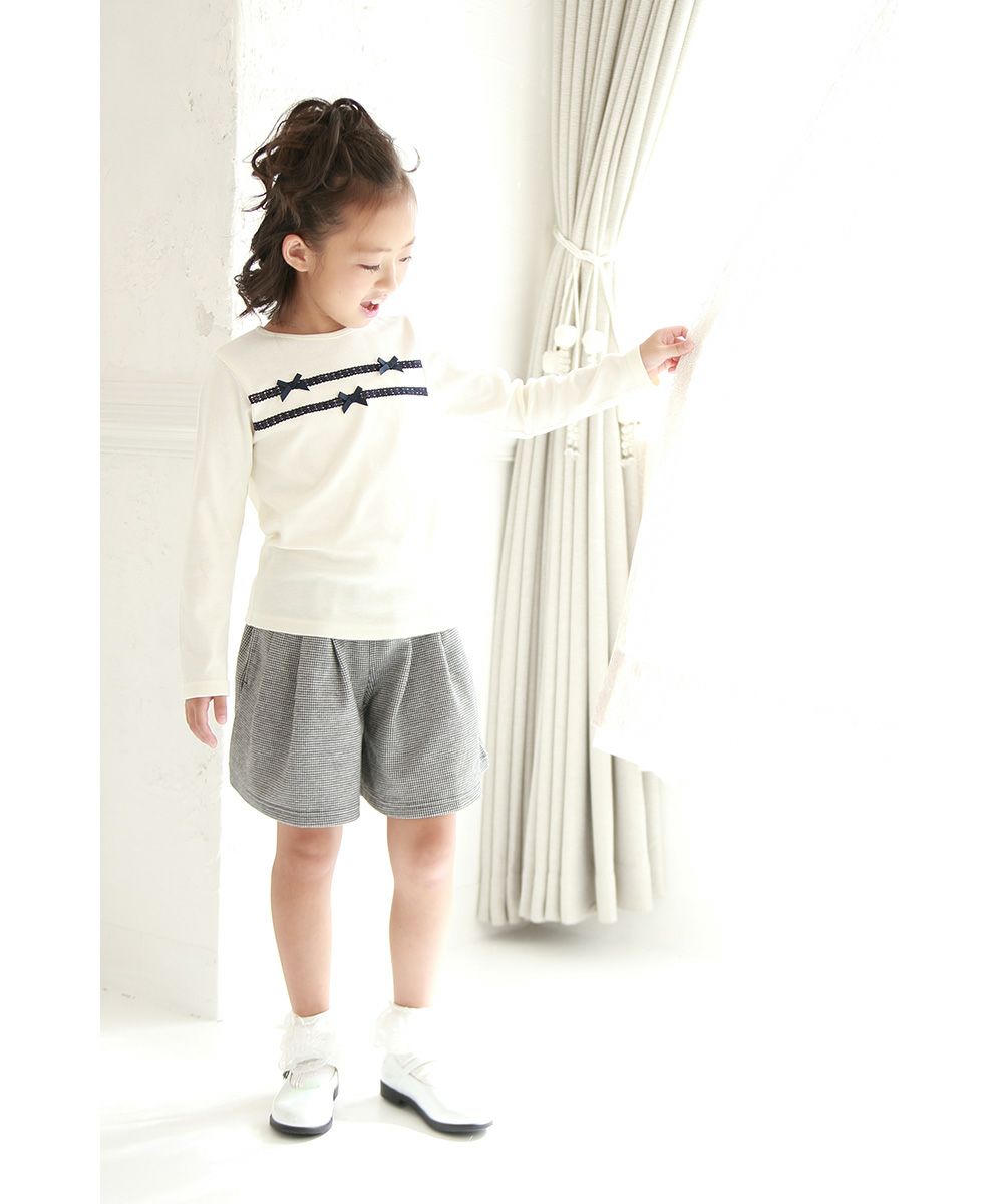 Children's clothing girl T -shirt Long sleeve elegant ribbon & lace ivory (12) model image 1