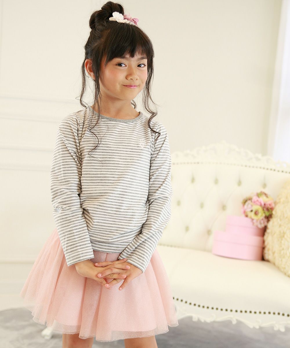 Children's clothing Girls Shoi Embroidery Border Model Model Image 4