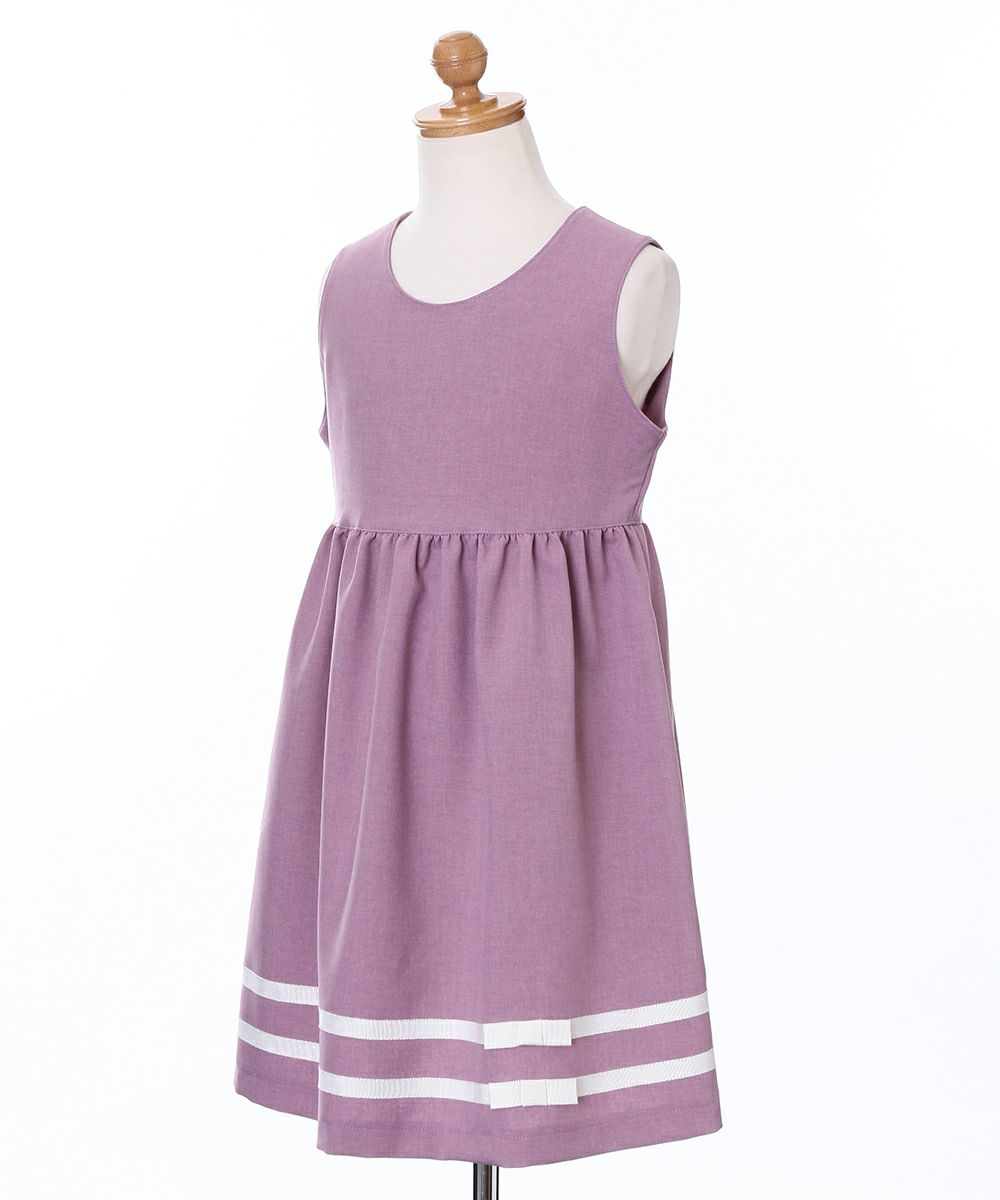 A dress with a ribbon with a Japanese line Pink torso