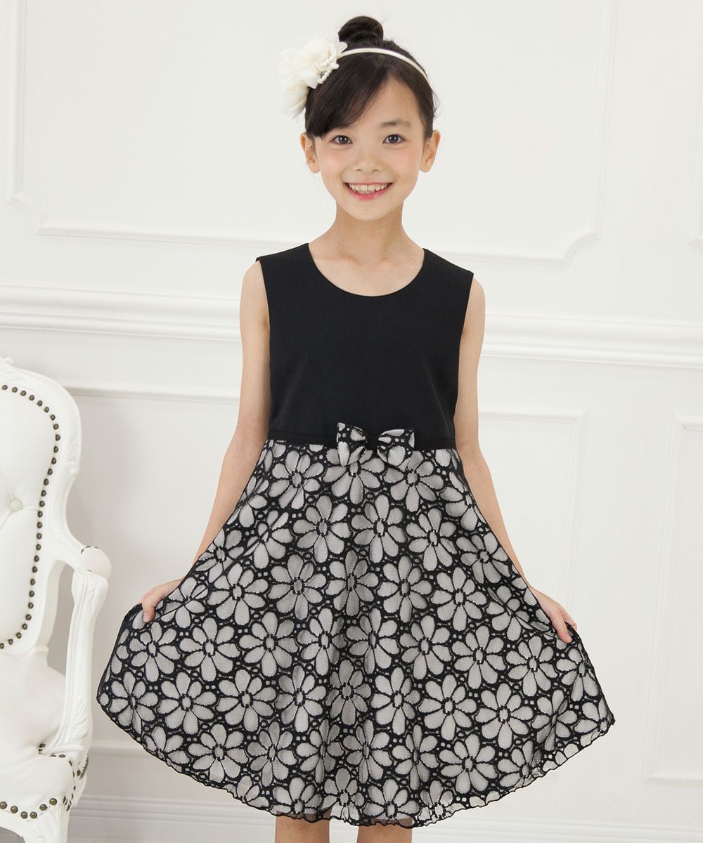 Children's clothing Girls Made in Japan Floral Pattern Race One Piece Black (00) Model image Up