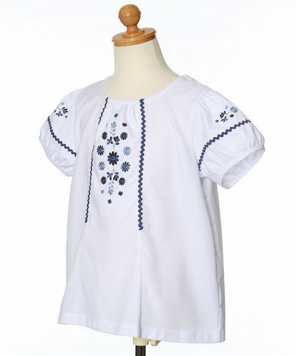 Flower embroidery line A -line blouse Off White torso