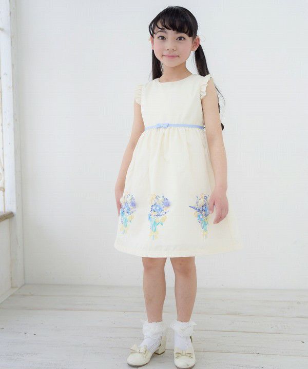 Children's clothing girl 100 % cotton flower motif & print ribbon One -piece off -white (11) model image whole body