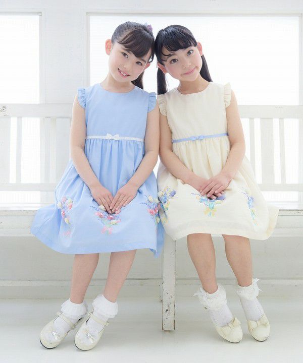 Children's clothing girl 100 % cotton flower motif & print ribbon One -piece off -white (11) model image 1