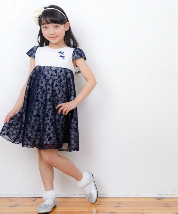 Made in Japan Flower Pattern Lace Switching Material Dress White/Black model image whole body