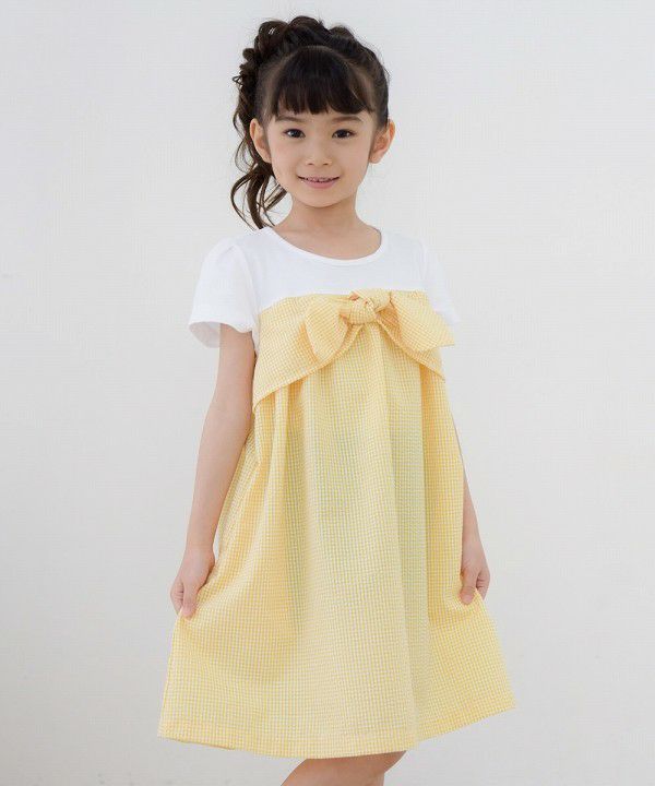 Gingham check dress with ribbon Yellow model image whole body