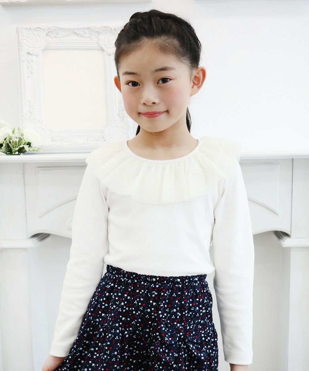 Children's clothing girl dot pattern tulle frill collar T -shirt off -white (11) Model image up