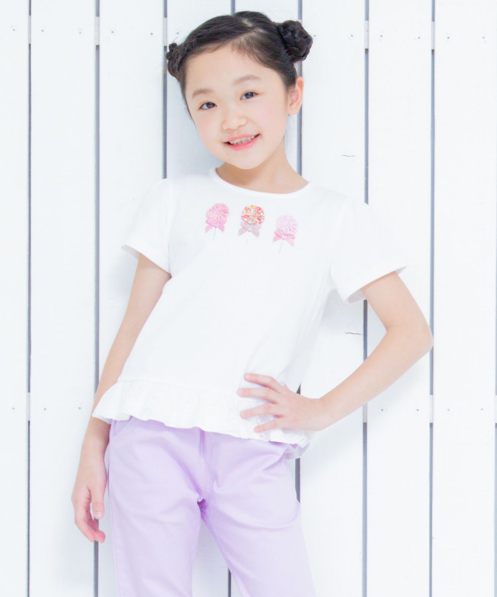 Children's clothing girl with flower motif lace frill T -shirt off -white (11) model image 3