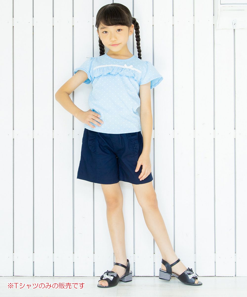 Children's clothing girl 100 % polka dot pattern frill & ribbon T -shirt blue (61) model image whole body