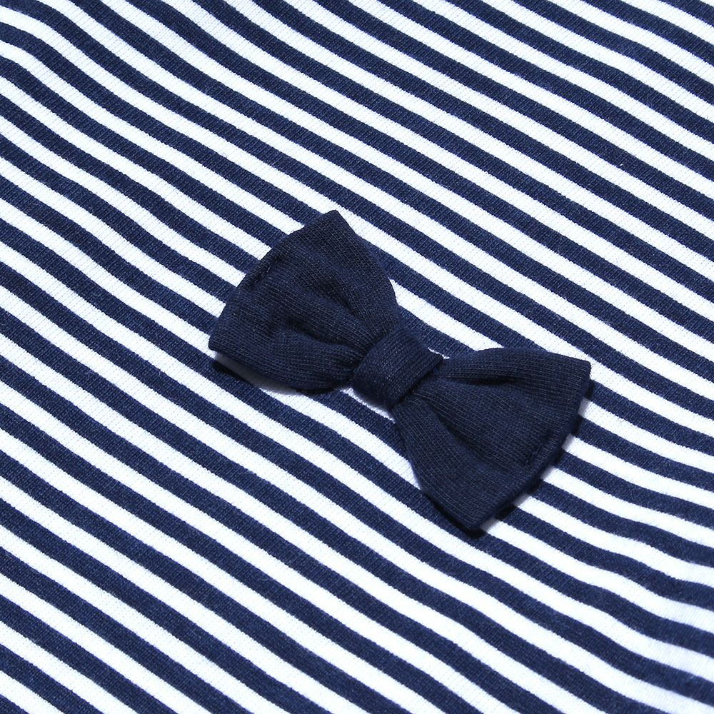 100 % cotton stripe pattern T-shirt with back ribbons Navy Design point 1