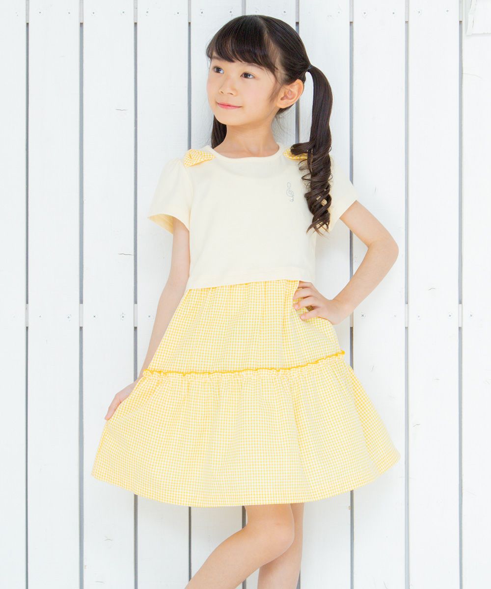 Children's clothing girl ribbon Musical Musical Music Motif Gingham Check Docking One Piece Yellow (04) Model Image 2